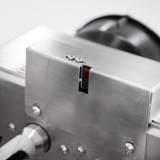 Bienenkehrmaschine - mechanisch - Lysoň