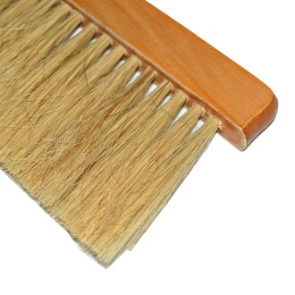 Besen mit Stiel - Bienenbürste - natur - DE