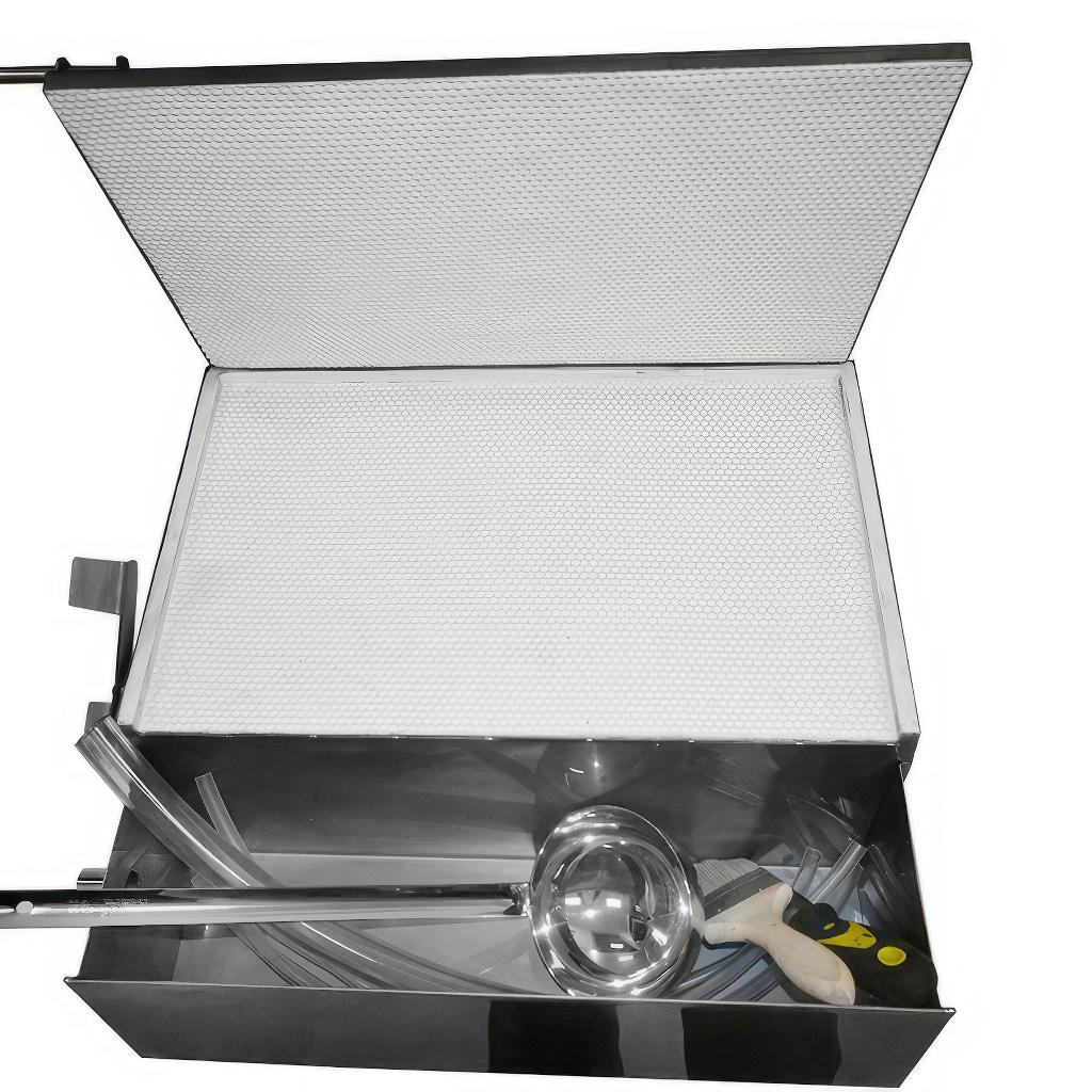 Wassergekühlte Handpresse für Mittelwände – 420 x 205 mm